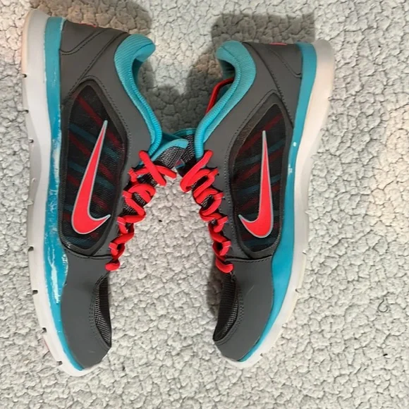 Pre owned Nike Woman Flex trainer 4 running shoes size 9.5 - Picture 6 of 10